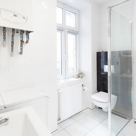 Cozy Studio Strzelecka Old Town By Renters *